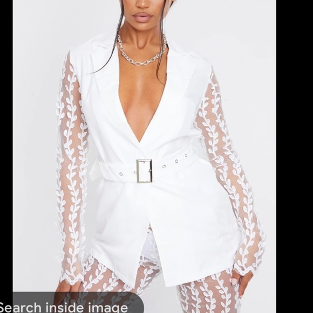 pretty little thing - white woven lace blazer - size 6 - NWT
